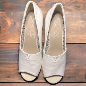 NWOT | Toms Earthwise Michelle Wedge Peep Toe Sandal In Natural Size 8w